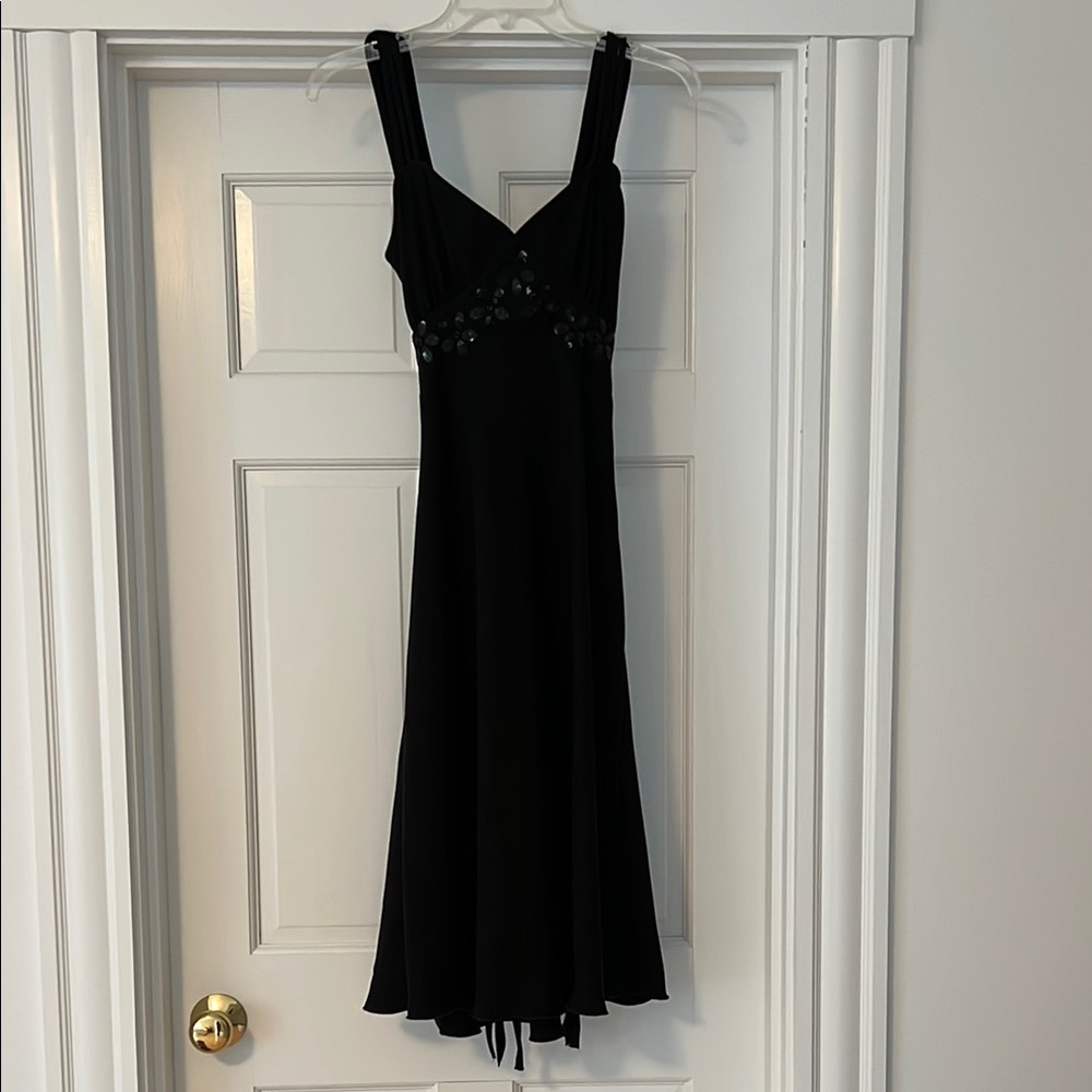 Elegant Black Sleeveless Dress